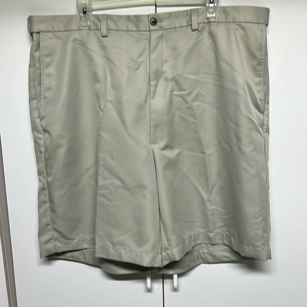 Haggar Dress Shorts Tan Expandable Waist size 40